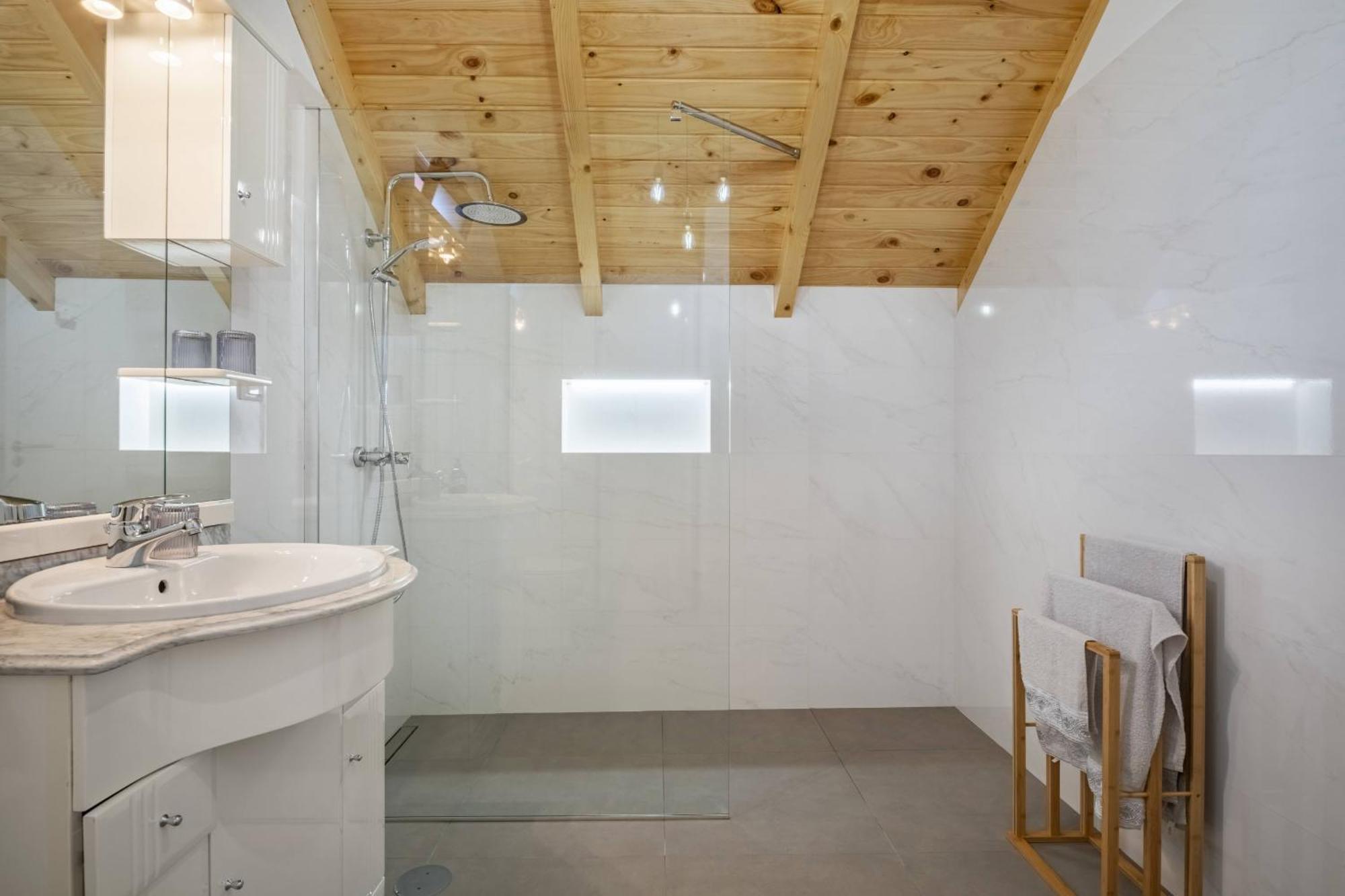 Mountain Retreat By Madeira Sun Travel Villa Порто Мониз Екстериор снимка